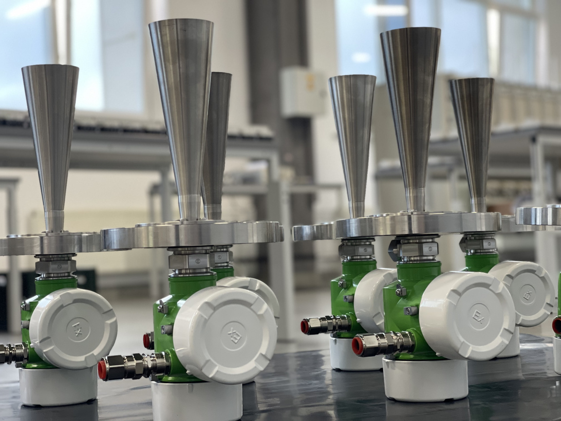 уровнемеры ЭМИС-ПУЛЬС 530