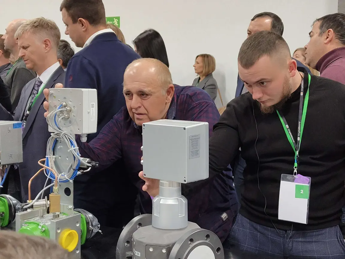 Экскурсия на производственные площадки АО «ЭМИС»